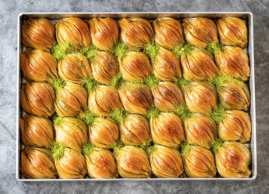 2.5 Kg Midye Baklava Tepsi Değil Kutu pasta