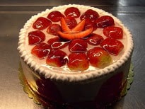 4-6 Kişilik Yaş Pasta Paketi - Özel Günler İçin pasta