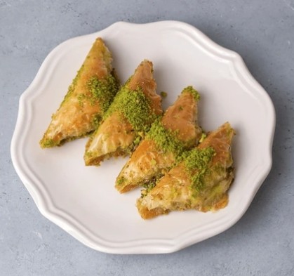 Geleneksel Tariflerle 1000 Gr Fıstıklı Şöbiyet pasta