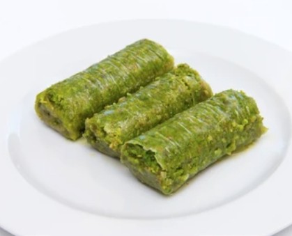 Kaliteli Fıstık Dolgulu 500 Gr Sarma pasta