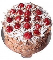 Özel Günler İçin 6–9 Kişilik Çikolatalı Frambuazlı Yaş Pasta pasta